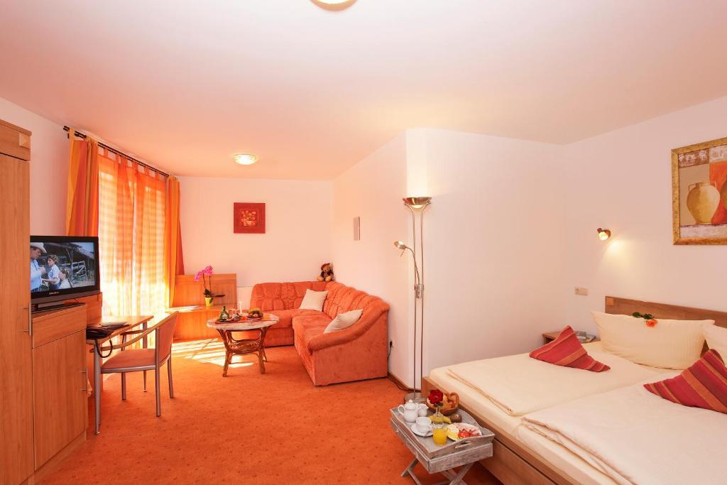 באד רודאך Land- Und Aktivhotel Altmuehlaue חדר תמונה