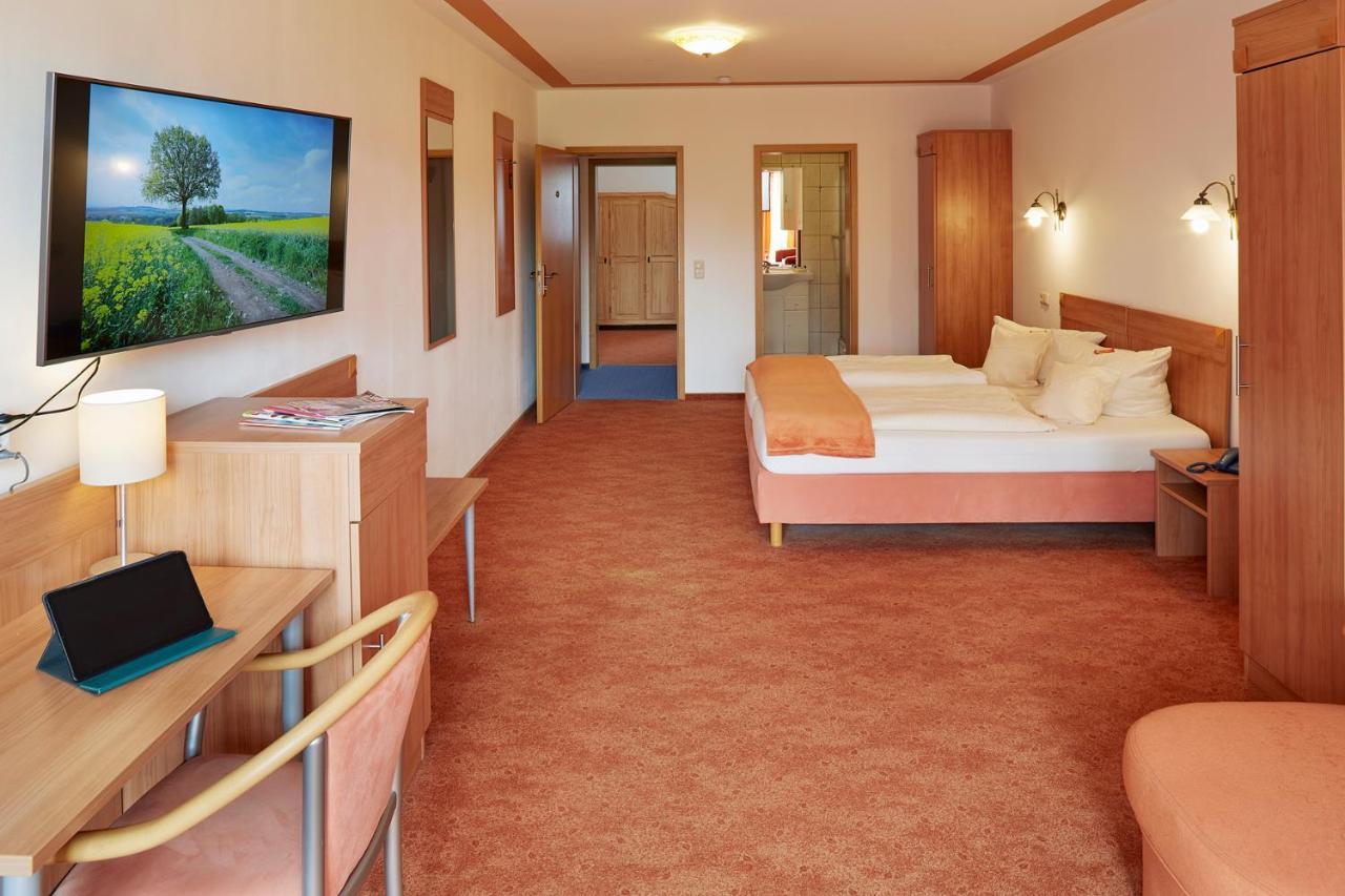 באד רודאך Land- Und Aktivhotel Altmuehlaue מראה חיצוני תמונה