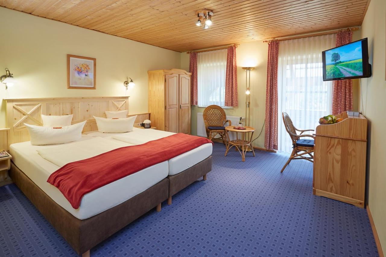באד רודאך Land- Und Aktivhotel Altmuehlaue מראה חיצוני תמונה