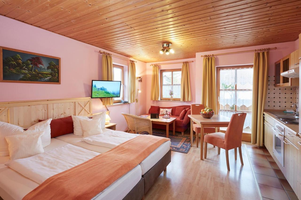 באד רודאך Land- Und Aktivhotel Altmuehlaue מראה חיצוני תמונה