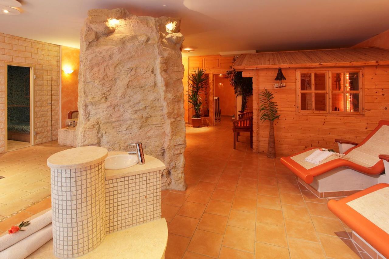 באד רודאך Land- Und Aktivhotel Altmuehlaue מראה חיצוני תמונה